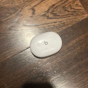 Barely worn new Beats with charger and case. Purchased in December 2021.